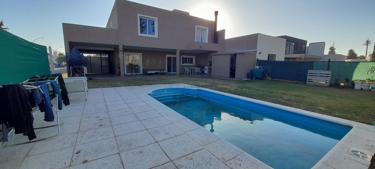 CASA EN ALQUILER EN Bº ANTIGUA ESTANCIA